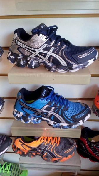 Tênis excelente qualidade primeira linha