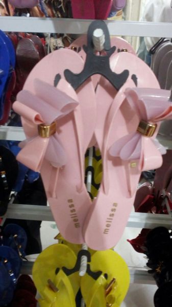 Kit com 12 melissas por tamanho/ cores e numeração variadas  adulta